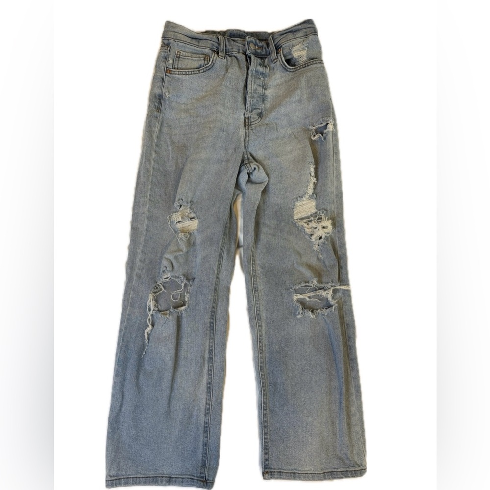 Women’s WILD FABLE Target Jeans. Mid rise, Baggy, Distressed 90’s Style. Size 6.